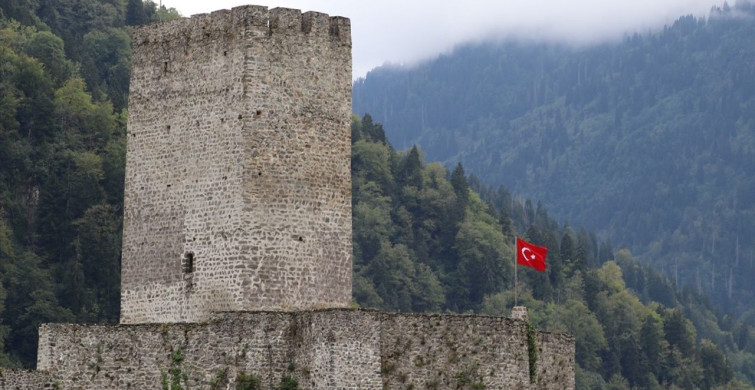 Zil Kale'ye 8 Ayda 140 Bin Ziyaretçi