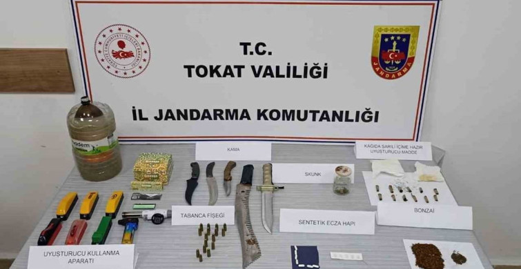 Zile'de Uyuşturucu Operasyonu: 4 Şüpheli Gözaltında