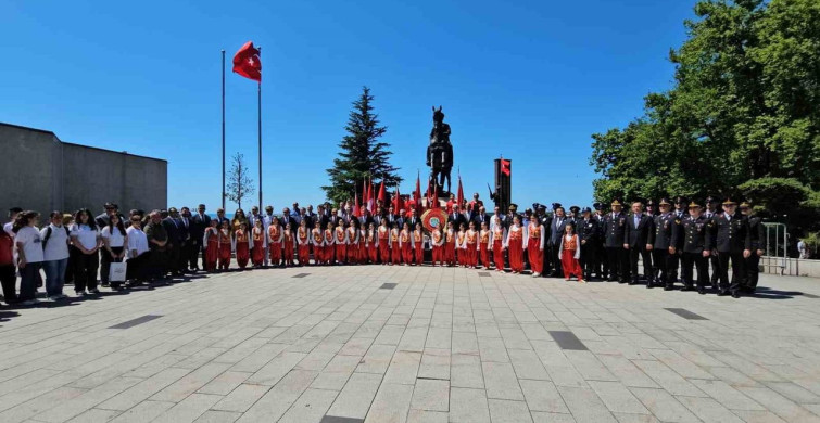 Zonguldak’ın düşman işgalinden kurtuluşunun 105’inci yılı törenlerle kutlandı