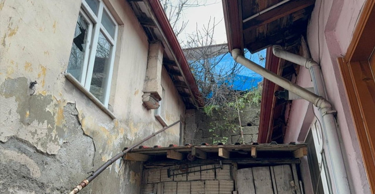 Zonguldak'ta Heyelan Sonrası İki Evde Hasar