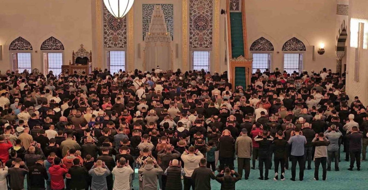 Zonguldak'ta Kurban Bayramı Namazı Coşkusu