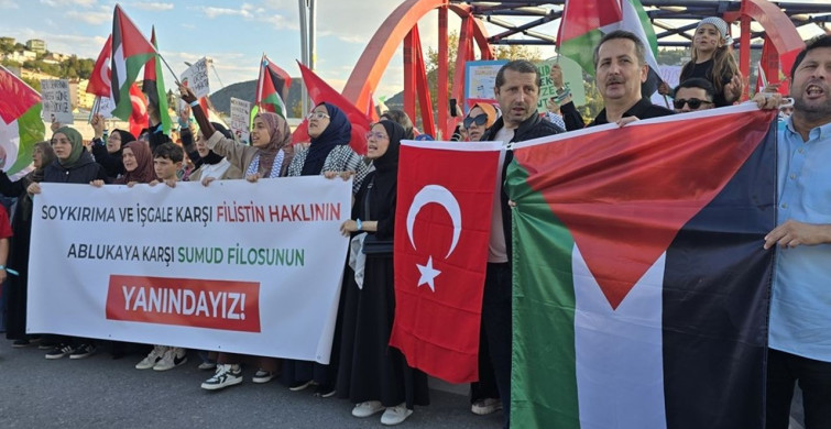 Zonguldak'ta Küresel Sumud Filosu'na Destek Yürüyüşü