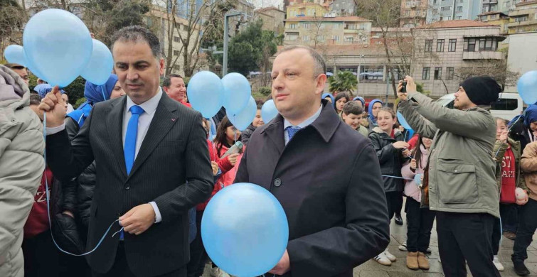 Zonguldak'ta Otizm Farkındalığı İçin Balon Gökyüzüne Bırakıldı