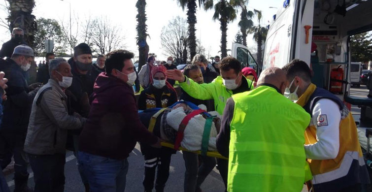 Zonguldak’ta Otomobilin Çarptığı Kadın Metrelerce Fırladı