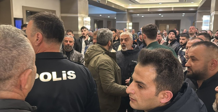 Zonguldak'ta Şoförler ve Otomobilciler Esnaf Odası Genel Kurulu'nda Kavga