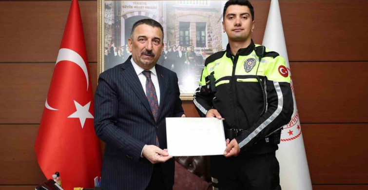 Zonguldak'ta Trafik Ekiplerine Başarı Belgesi Takdim Edildi