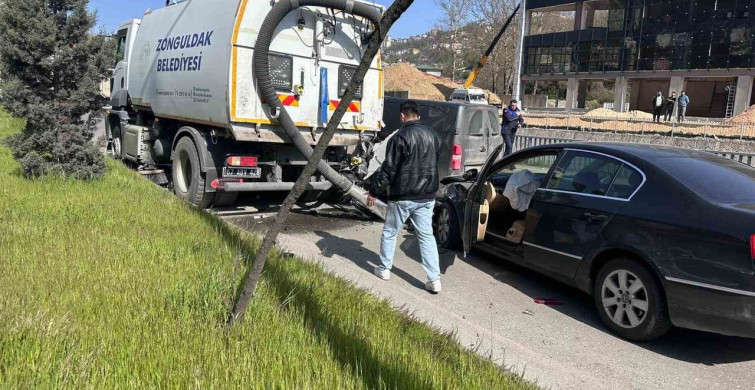 Zonguldak'ta Zincirleme Trafik Kazası: 4 Yaralı