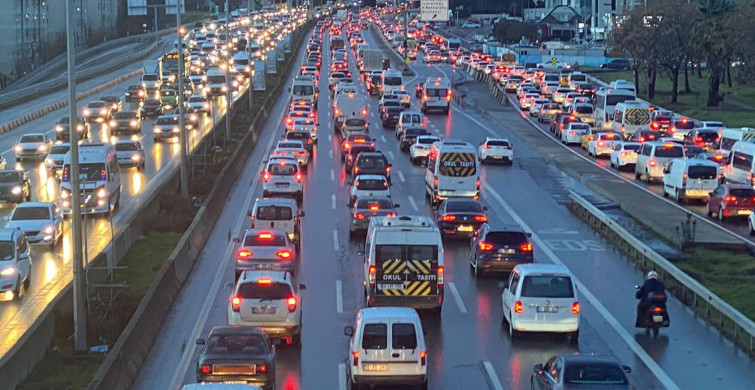 Zorunlu trafik sigortasında yeni düzenleme: İyi sürücüye ödül, kötü sürücüye yüklü ceza