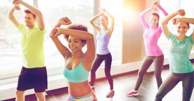 Zumba Yaparak Hem Eğlenin Hem de Kalori Yakın!