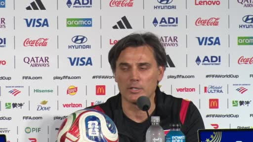A Milli Futbol Takımı Teknik Direktörü Vincenzo Montella, istifa etmeyi düşünmediğini ve daha...
