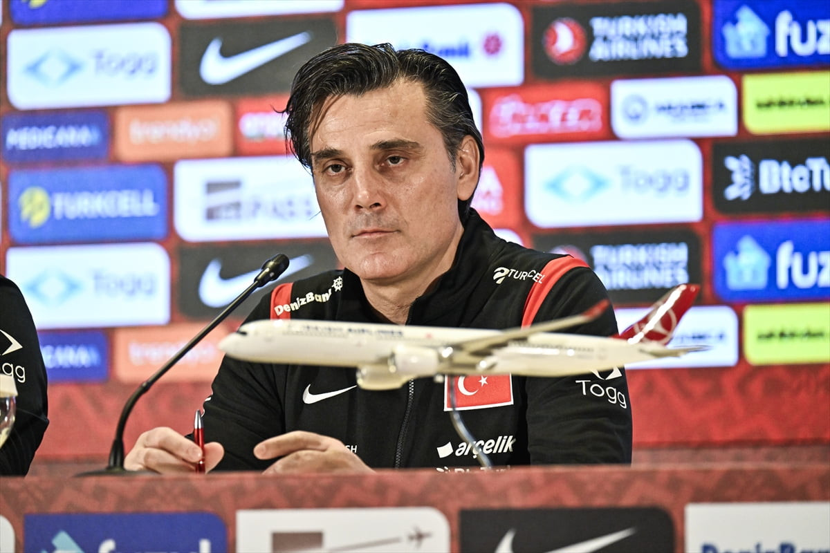A Milli Futbol Takımı Teknik Direktörü Vincenzo Montella, Türkiye Futbol Federasyonu (TFF) Hasan...