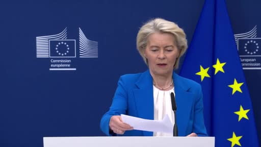AB Komisyonu Başkanı Ursula von der Leyen, "Lübnan yanarken, Orta Doğu’da ya da Körfez’de istikrar...