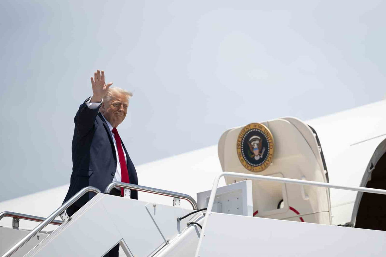 ABD BAŞKANI DONALD TRUMP, İRAN KONUSUNDA ABD YÖNETİMİNİN "BÜYÜK BAŞARI" ELDE ETTİĞİNİ BELİRTEREK...