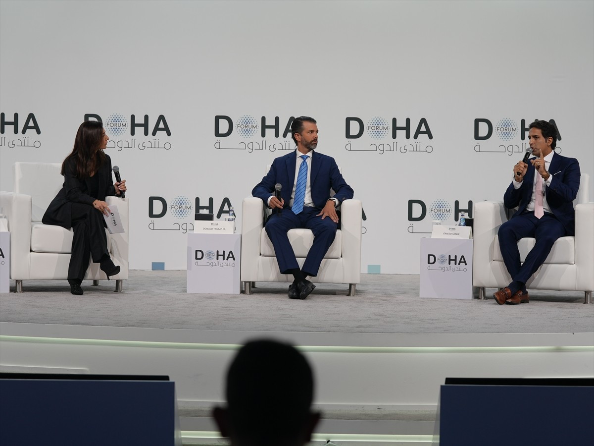 ABD Başkanı Donald Trump'ın oğlu Donald Trump Jr, Katar'ın başkenti Doha'da düzenlenen ve Anadolu...
