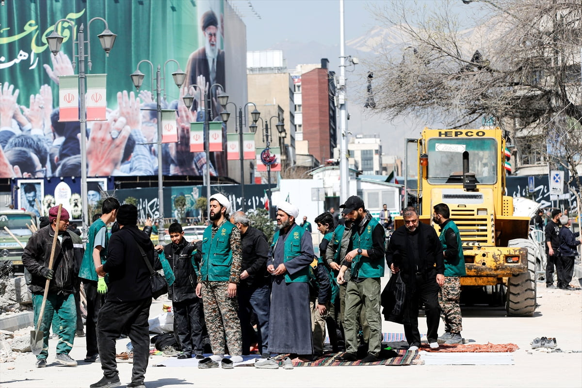 ABD-İsrail saldırılarında İran’ın başkenti Tahran’da yer alan ve kentteki en bilinen noktalardan...