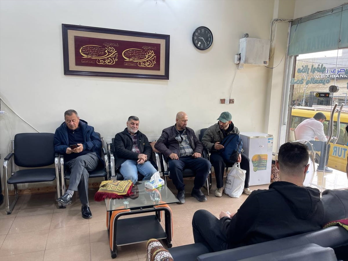 ABD ve İsrail'in İran'a yönelik saldırıları nedeniyle hava sahasının kapalı olduğu Irak'ta, yurt...