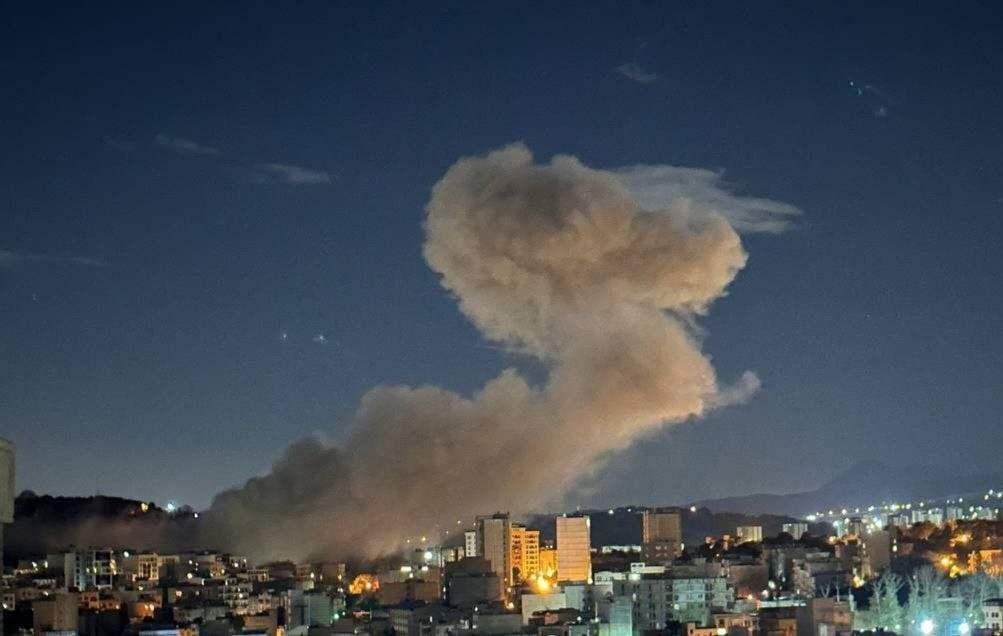 ABD VE İSRAİL’İN İRAN’A YÖNELİK SALDIRILARI SÜRÜYOR: EN AZ 5 KİŞİ HAYATINI KAYBETTİ