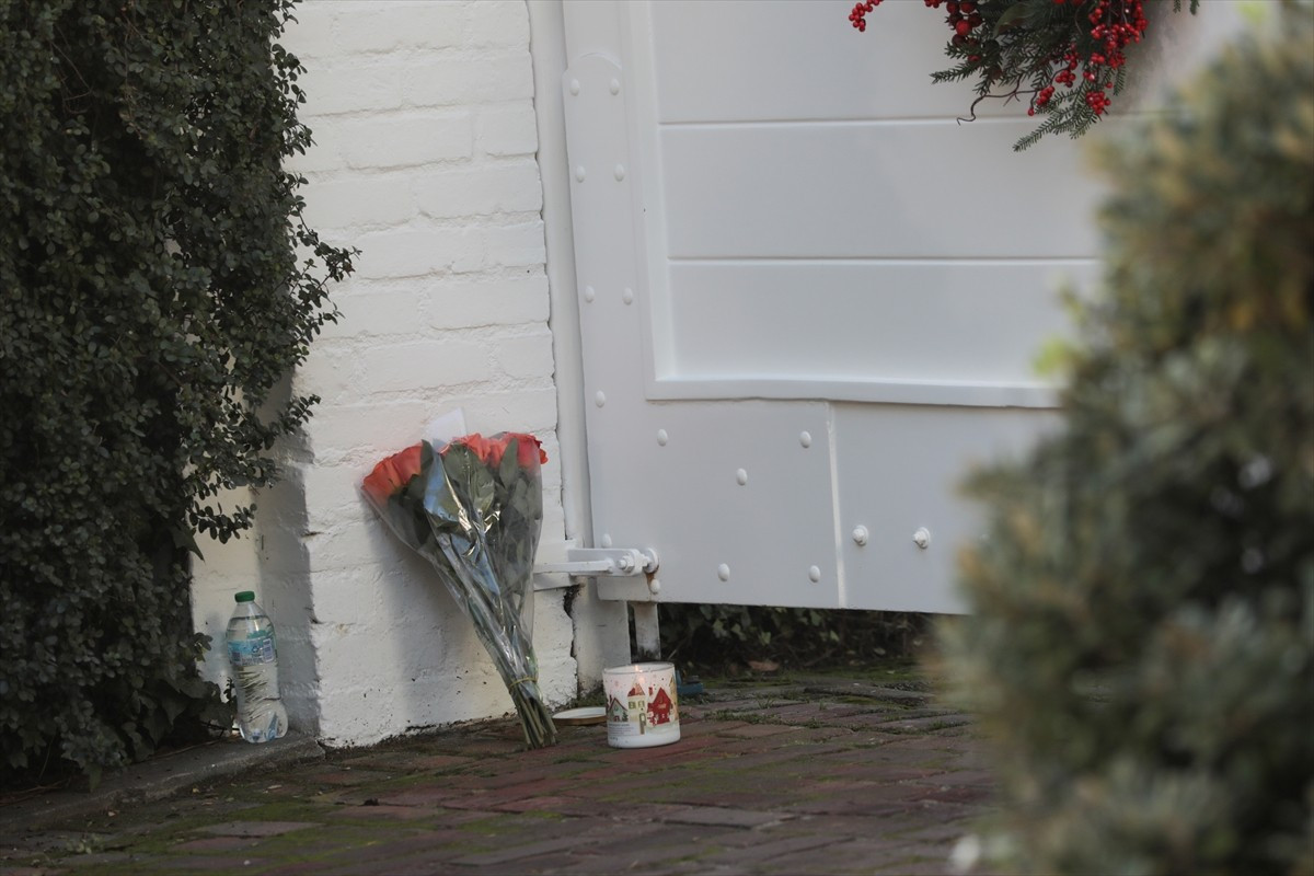 ABD'li yönetmen Rob Reiner ve eşi Michele Reiner'ın evlerinde bıçaklanmış halde ölü bulunduğu...