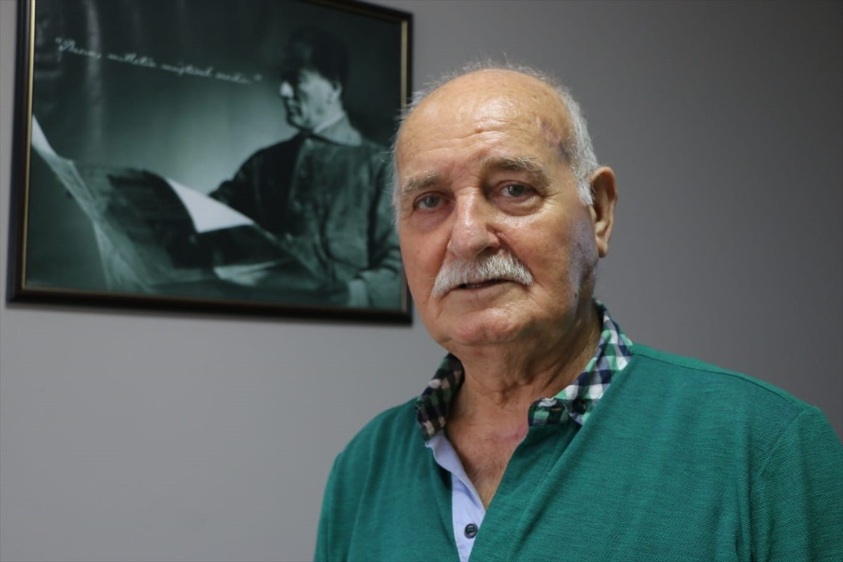 ABD'nin Los Angeles kentinde 1984 yılında düzenlenen Yaz Olimpiyat Oyunları'nda Türkiye'yi okçuluk...