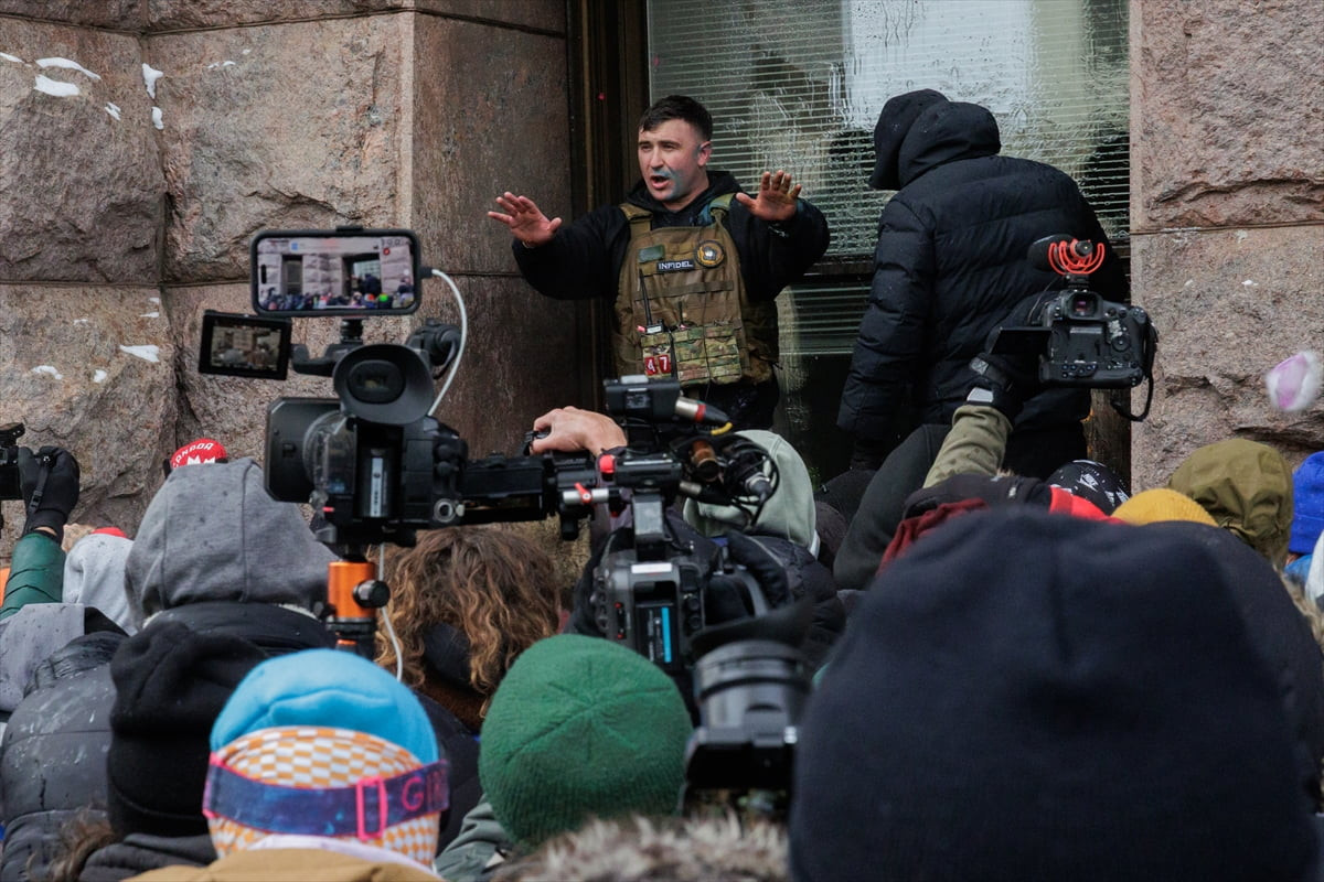 ABD'nin Minnesota eyaletinin Minneapolis kentinde, aralarında ABD Başkanı Donald Trump'ın...