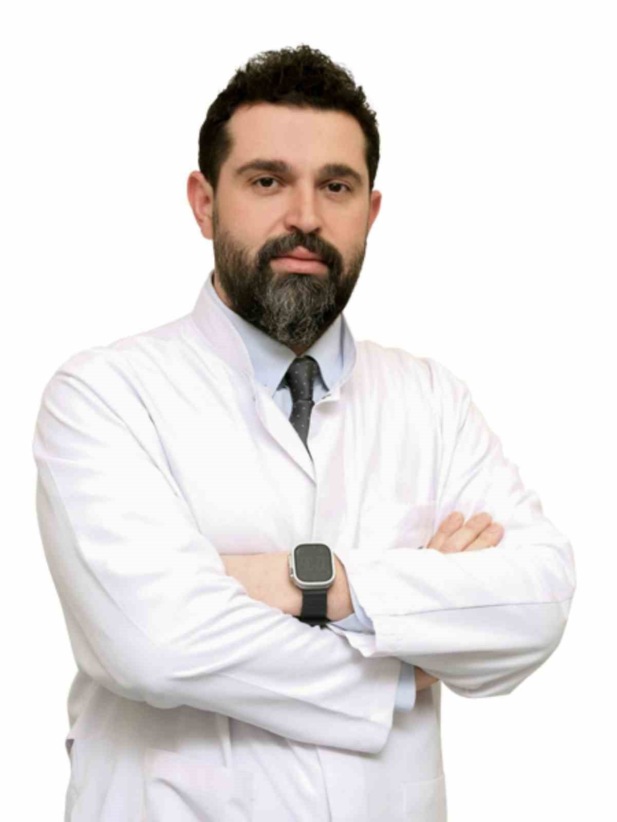 ACIBADEM ESKİŞEHİR HASTANESİ ORTOPEDİ VE TRAVMATOLOJİ UZMANI PROF. DR. RECEP KURNAZ