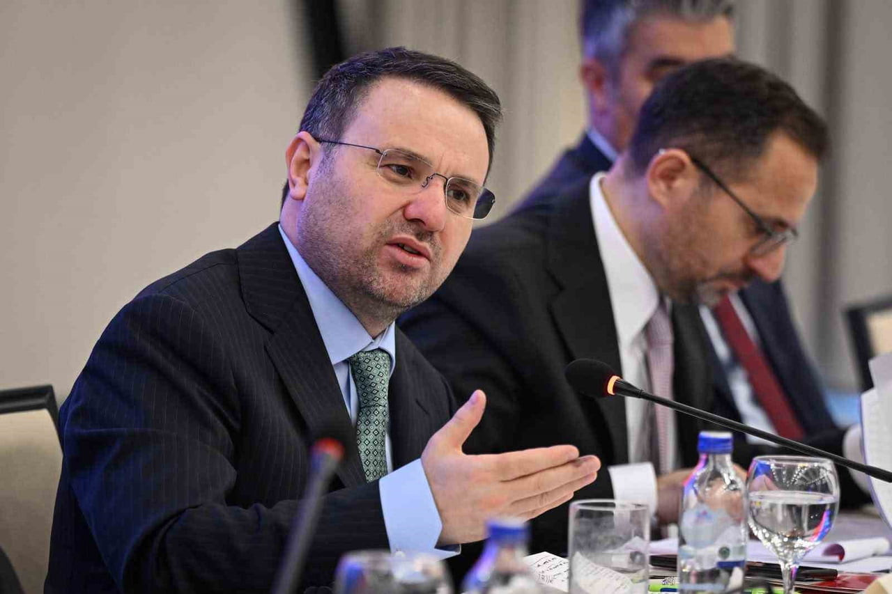 ADALET BAKANI AKIN GÜRLEK, KARADENİZ BÖLGESİ İLLERİNİN MİLLETVEKİLLERİ İLE ANKARA HAKİMEVİ'NDE...