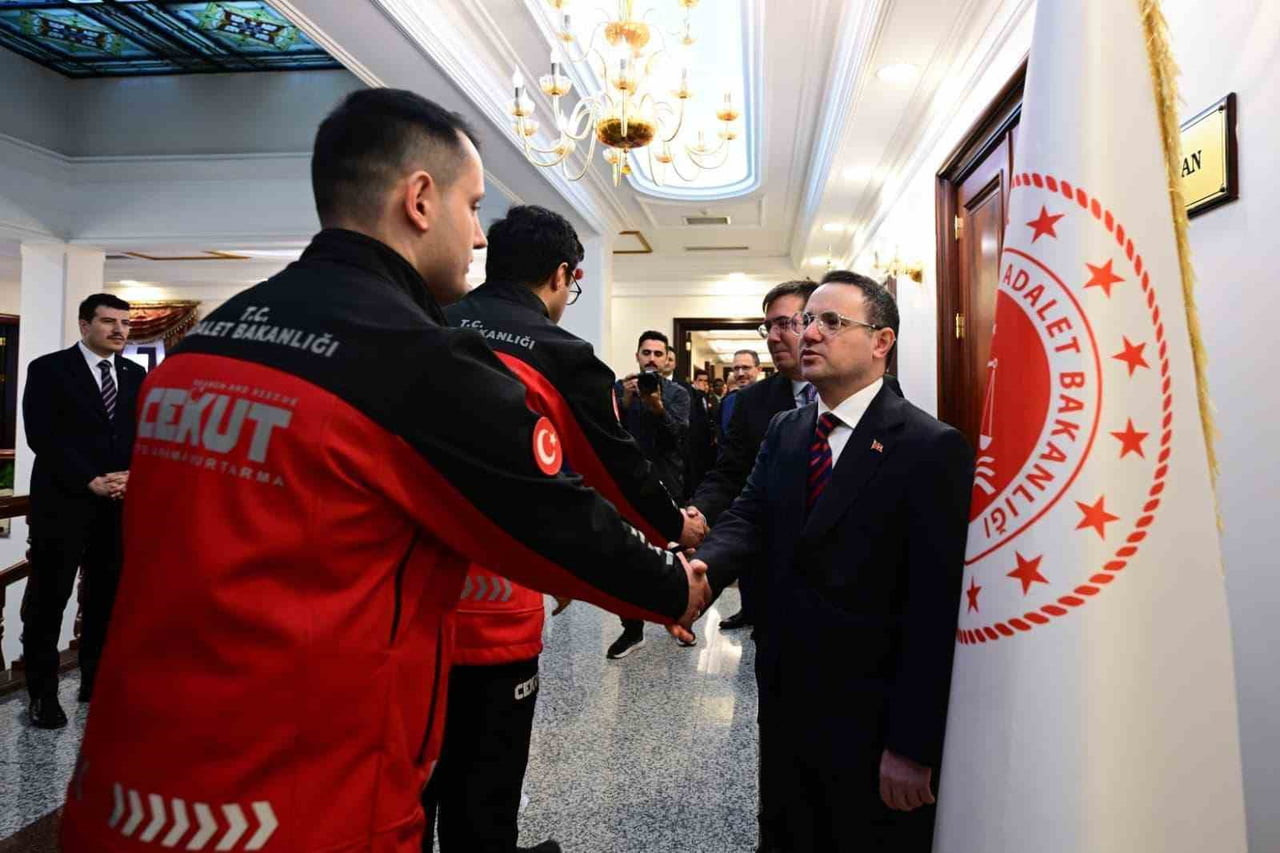 ADALET BAKANI AKIN GÜRLEK, KURBAN BAYRAMI’NIN ARDINDAN HSK ÜYELERİ, YARGI MENSUPLARI, BİRİM...