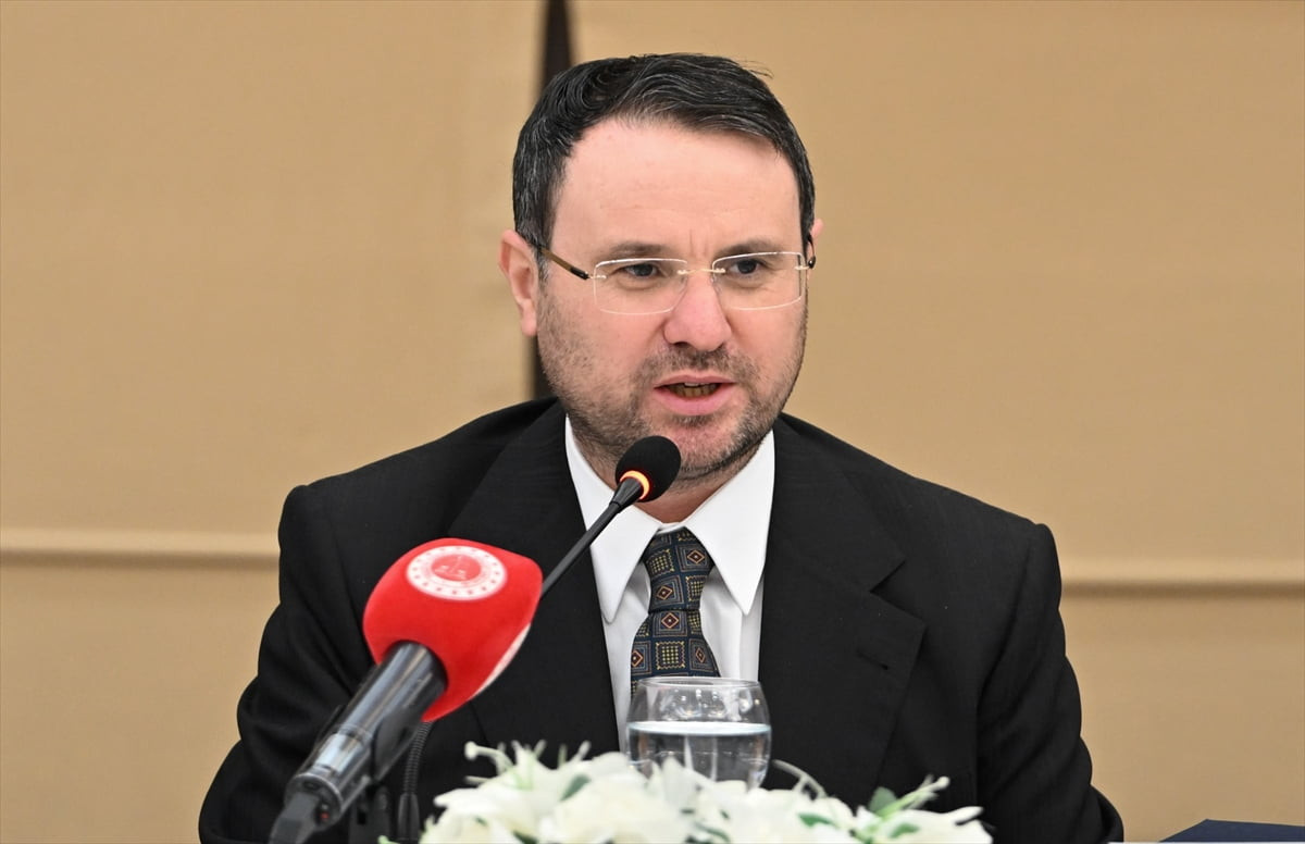 Adalet Bakanı Akın Gürlek, ramazan vesilesiyle TBMM Adalet Komisyonu Başkanı Cüneyt Yüksel ve...