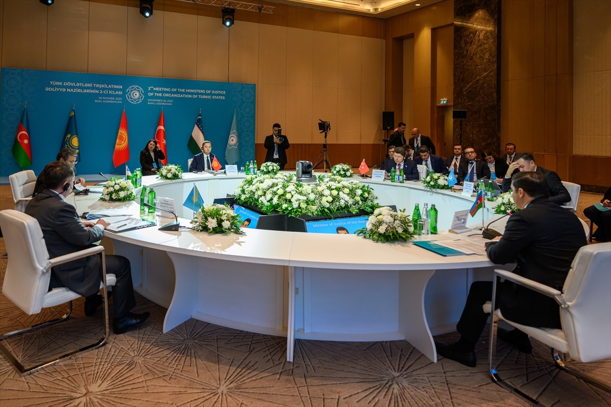 Adalet Bakanı Yılmaz Tunç, Azerbaycan'ın başkenti Bakü'de düzenlenen Türk Devletleri Teşkilatı...