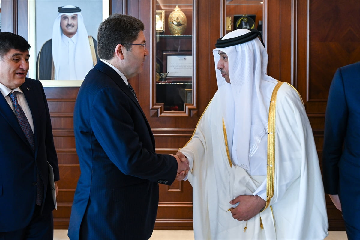 Adalet Bakanı Yılmaz Tunç, Katar'ın başkenti Doha'da "Gelişen Trendler ve Gelecek Vizyonları"...