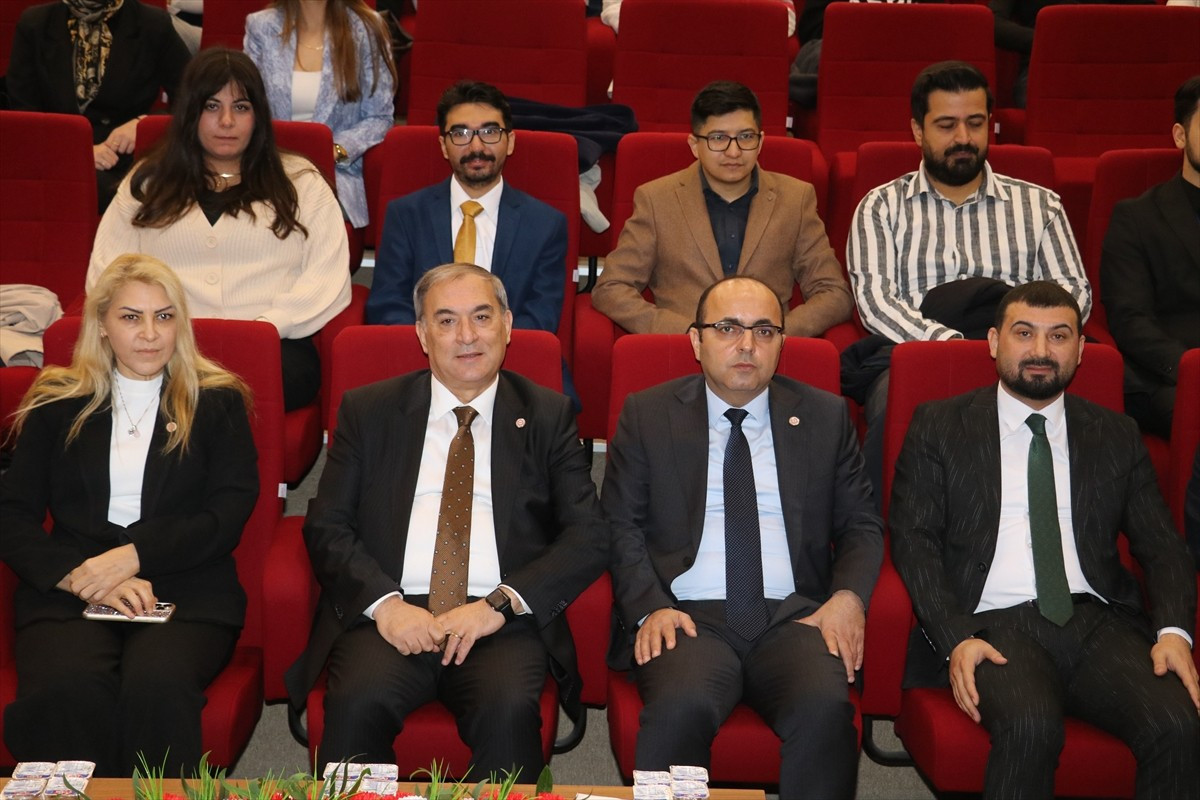 Adana Alparslan Türkeş Bilim ve Teknoloji Üniversitesi'nde (ATÜ) düzenlenen "Ulusötesi...