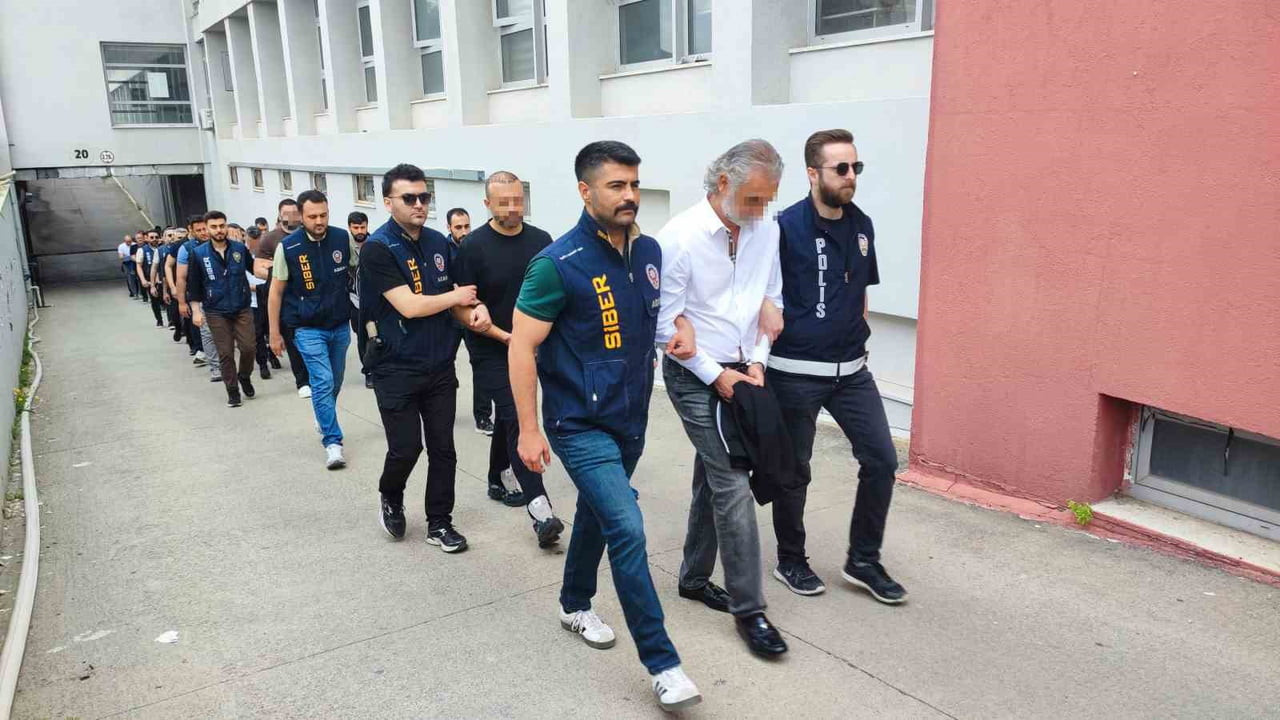 ADANA MERKEZLİ 21 İLDE YAPILAN 'SUÇ İŞLEMEK AMACIYLA ÖRGÜT KURMA', 'YASA DIŞI BAHİS', 'BİLİŞİM...