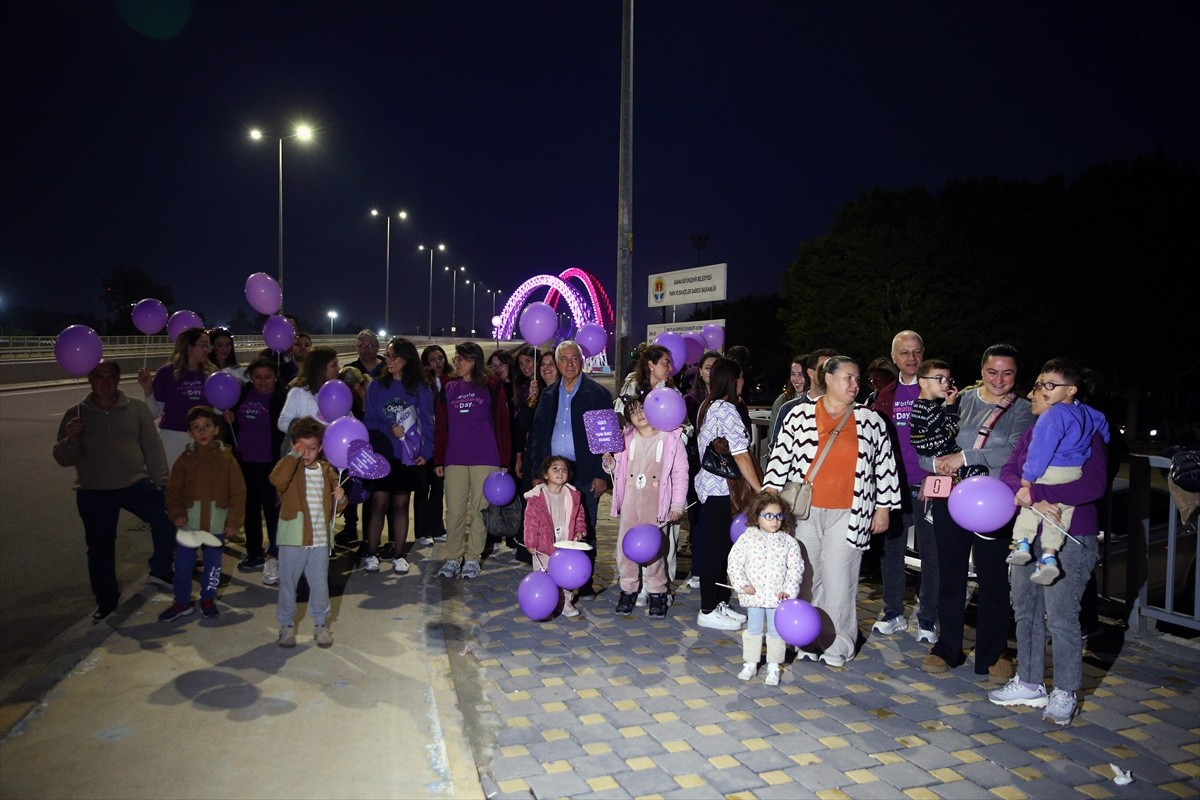 Adana'da 17 Kasım "Dünya Prematüre Günü" dolayısıyla etkinlik düzenlendi. Çukurova Üniversitesi...