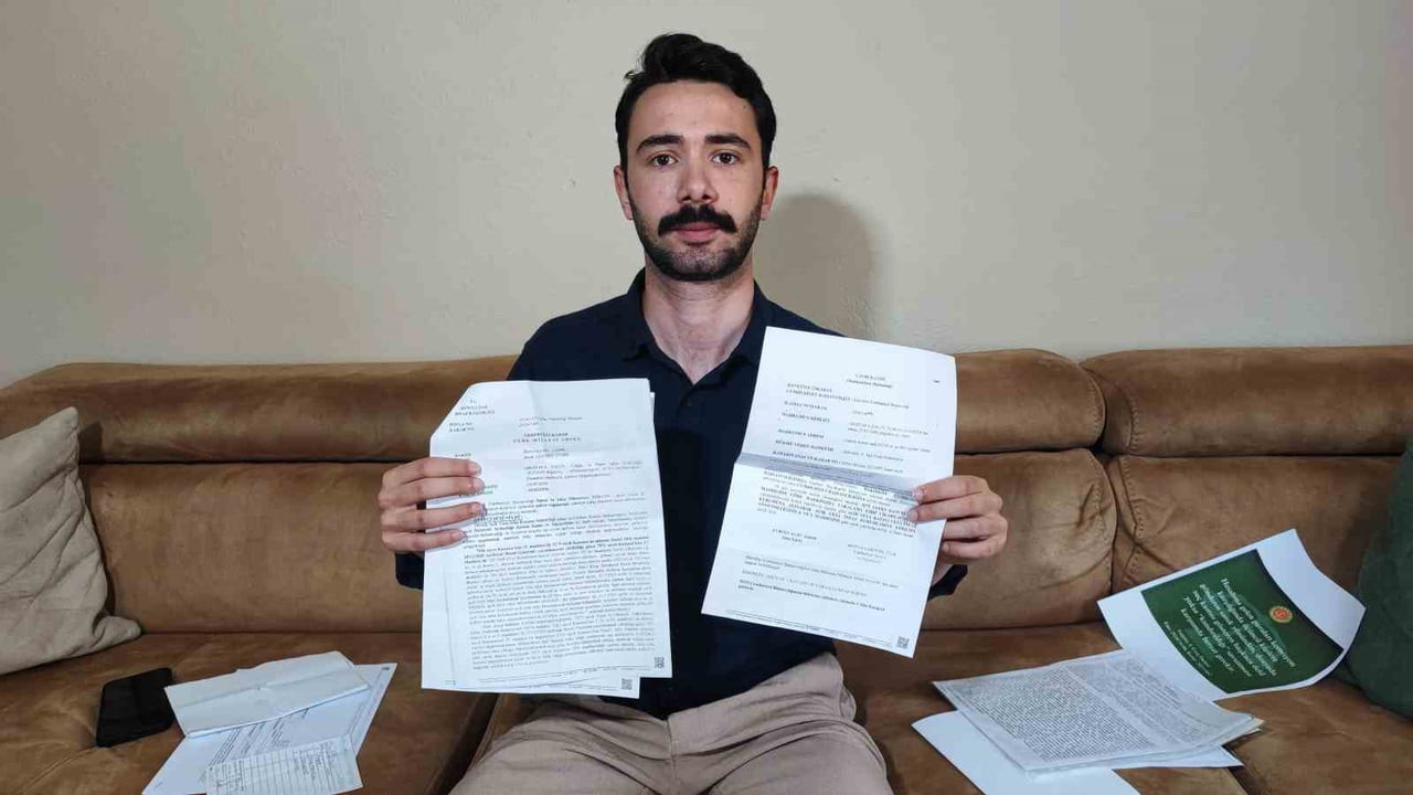 ADANA'DA YAŞAYAN MUSTAFA TOLUN, KOMŞUSUNA VE ÇOCUKLUK ARKADAŞINA VERDİĞİ BANKA KARTI VE IBAN...