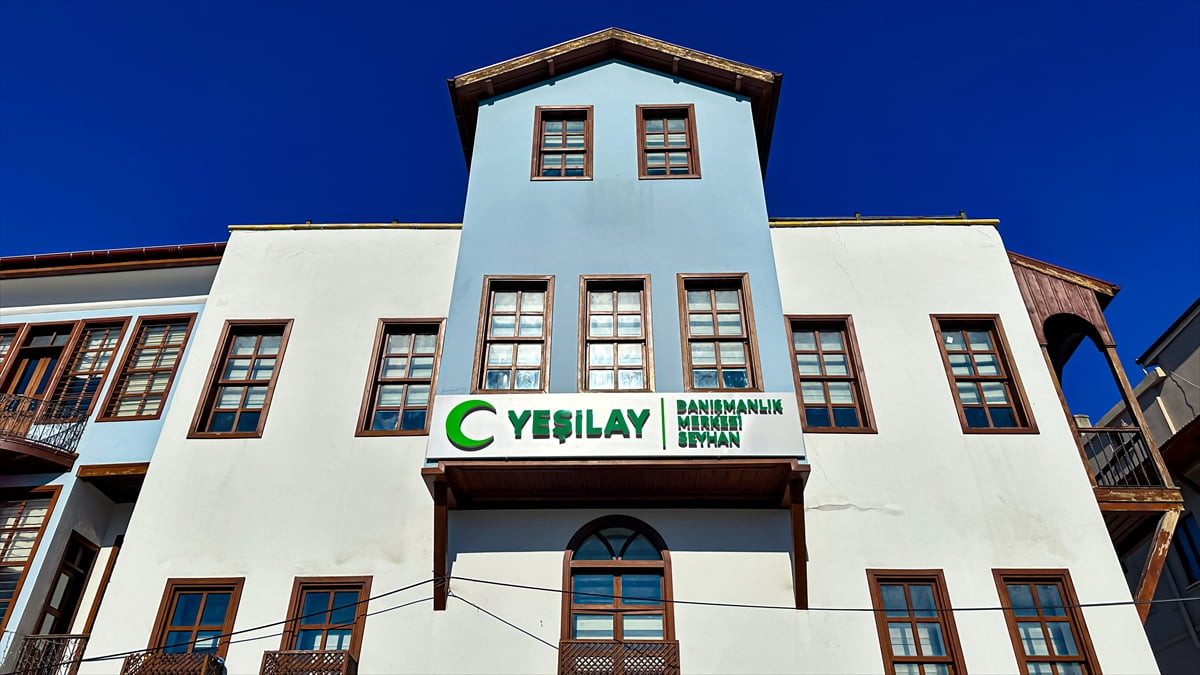 Adana'nın merkez Seyhan ilçesinde restore edilen tarihi konak, bağımlılıkla mücadele edenlere...