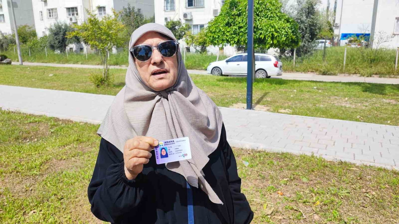 ADANA’DA 66 YAŞINDAKİ KADIN ÜCRETSİZ ULAŞIM KARTI OLMASINA RAĞMEN TOPLU TAŞIMA SÜRÜCÜSÜ TARAFINDAN...