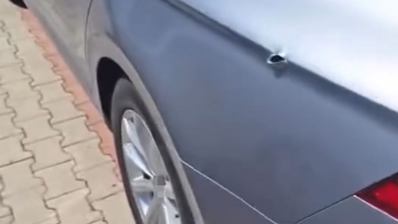 Adana'da oto galericiler sitesinde silahlı saldırı: çok sayıda araç zarar gördü