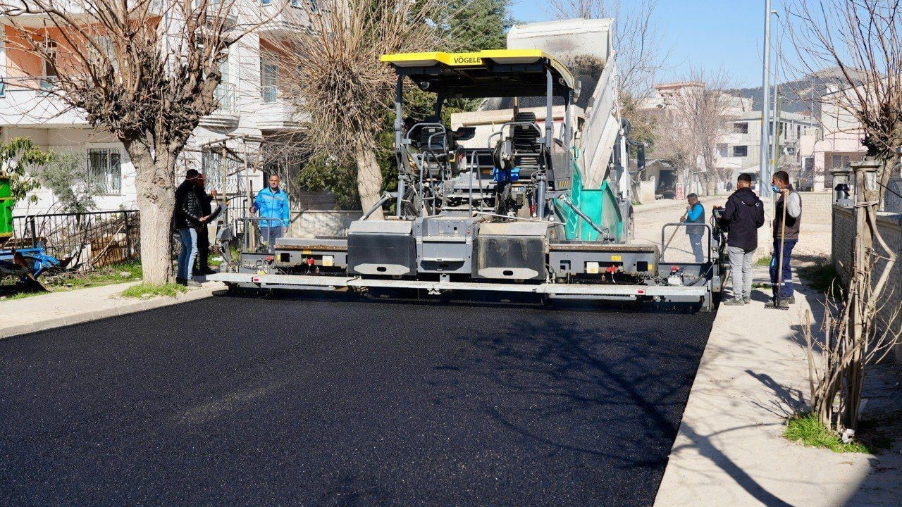 ADIYAMAN BELEDİYESİ FEN İŞLERİ MÜDÜRLÜĞÜ EKİPLERİ, 2026 YILININ İLK 6 AYINDA KENT GENELİNDE YOĞUN...