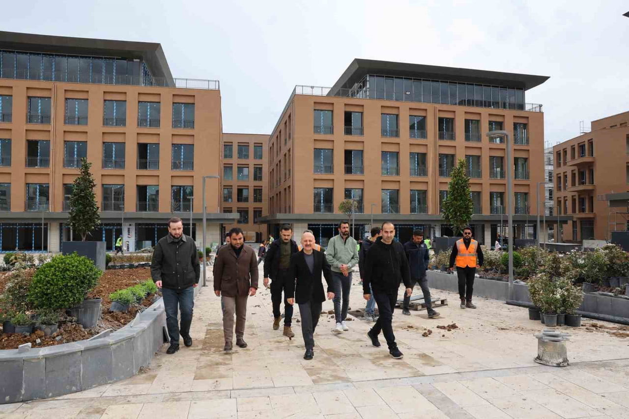 ADIYAMAN VALİSİ OSMAN VAROL, ÇEVRE, ŞEHİRCİLİK VE İKLİM DEĞİŞİKLİĞİ BAKANLIĞI TARAFINDAN YAPIMI...