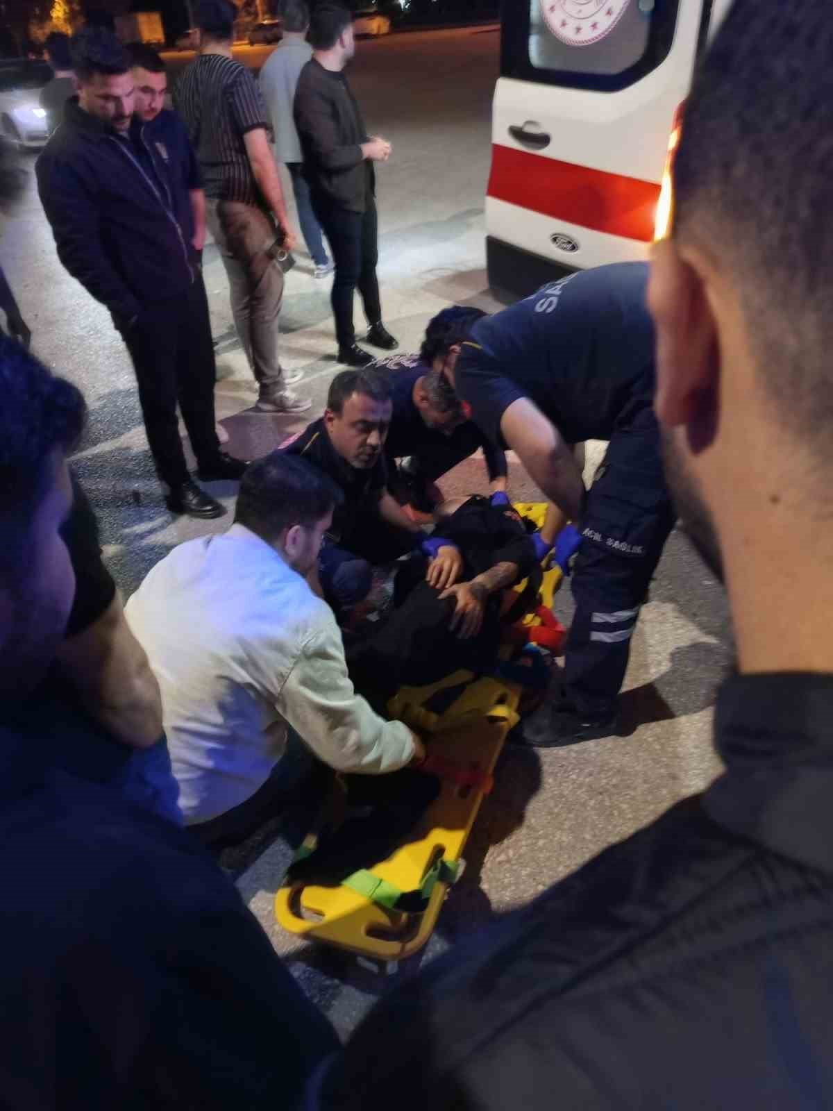 ADIYAMAN’DA MOTOSİKLET İLE OTOMOBİLİN ÇARPIŞMASI SONUCU 1 KİŞİ YARALANDI