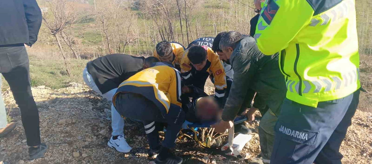 ADIYAMAN’DA, OTOMOBİLİN ÇARPMASI SONUCU AĞIR YARALANAN YAYA, HASTANEDE HAYATINI KAYBETTİ.