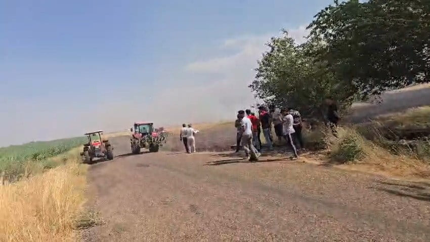ADIYAMAN’IN BESNİ İLÇESİNDE MEYDANA GELEN ANIZ YANGINI KORKUTTU.