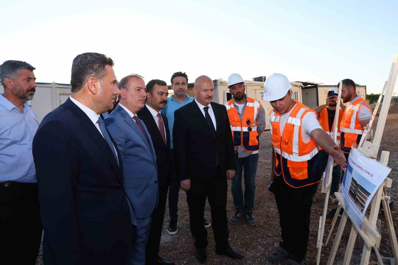 ADIYAMAN’IN KAHTA İLÇESİNDE YAPIMI TAMAMLANAN VE DEVAM EDEN KAMU YATIRIM VE PROJELERİ, VALİ...