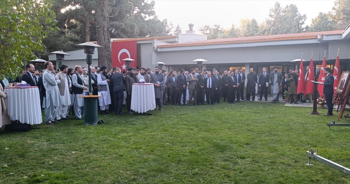 Afganistan'ın başkenti Kabil'de, Cumhuriyet'in kuruluşunun 102. yılı dolayısıyla kutlama programı...