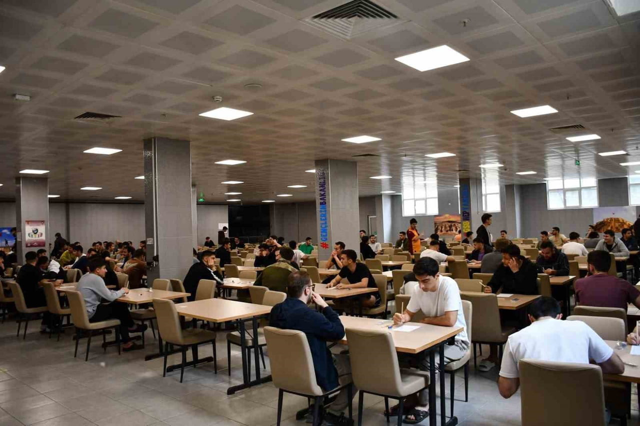 AFYONKARAHİSAR GENÇLİK VE SPOR İL MÜDÜRLÜĞÜ TARAFINDAN YÜRÜTÜLEN OKUMA, GÖNÜLLÜLÜK VE SAĞLIKLI...