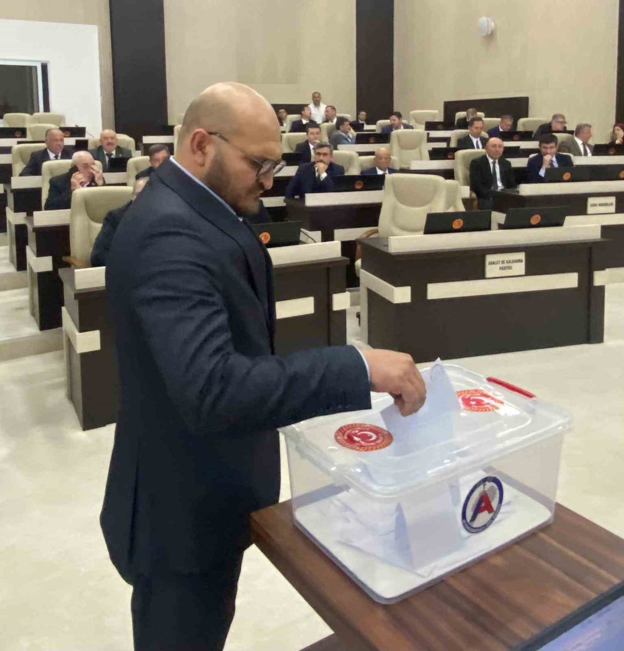 AFYONKARAHİSAR İL GENEL MECLİSİ’NDE (İGM) YENİ DÖNEM GÖREV DAĞILIMI GERÇEKLEŞTİRİLİRKEN, ŞUHUT İGM...