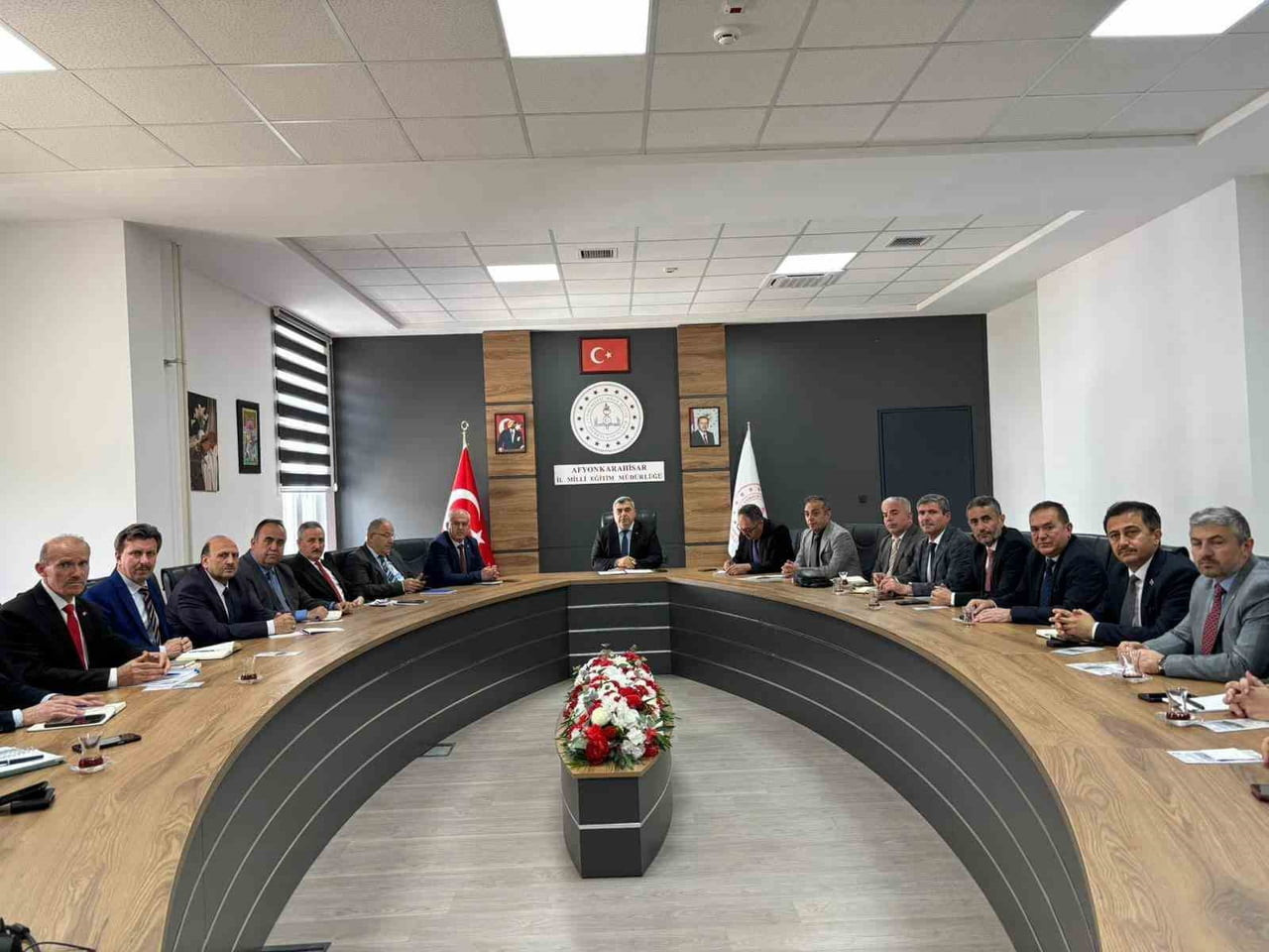AFYONKARAHİSAR'DA 2025-2026 EĞİTİM ÖĞRETİM YILININ SONUNA YAKLAŞILIRKEN, EĞİTİM SÜREÇLERİNİN...