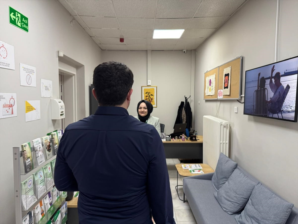 Afyonkarahisar'da arkadaş çevresinin etkisiyle uyuşturucu kullanmaya başlayan E.D, Yeşilay...