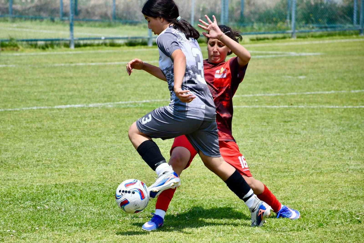 AFYONKARAHİSAR'DA GERÇEKLEŞTİRİLEN ANADOLU YILDIZLAR LİGİ (ANALİG) YILDIZLAR FUTBOL GRUP...