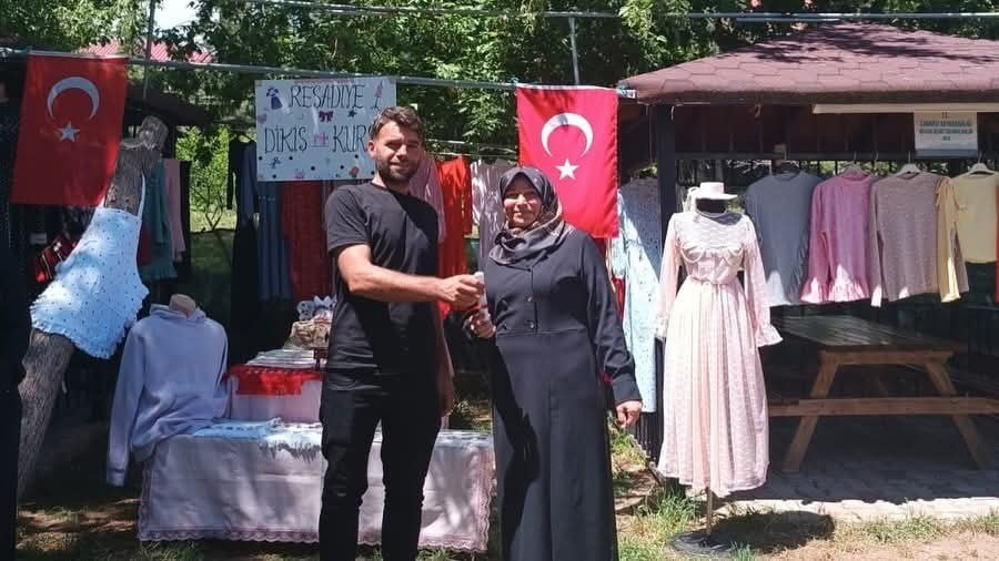 AFYONKARAHİSAR'IN SANDIKLI İLÇESİNE BAĞLI REŞADİYE KÖYÜNDE, HALK EĞİTİM MERKEZİ BÜNYESİNDE...